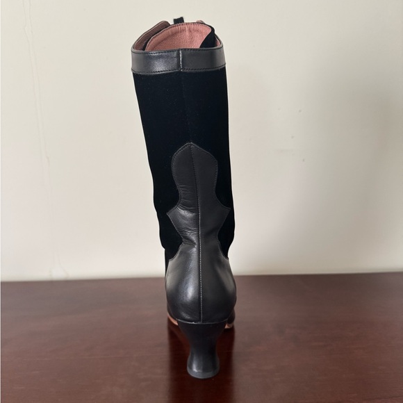 American Duchess Camille Boot - Picture 3 of 9